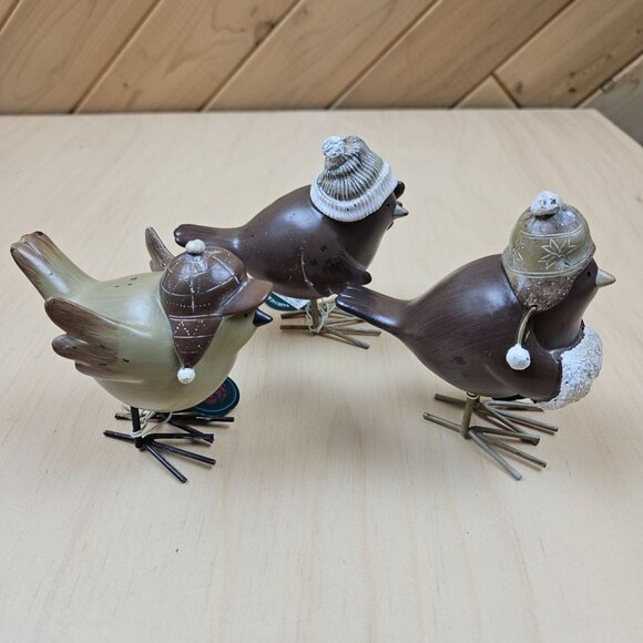3 Sullivans Decorative Winter Bird Figurines With Hats & Scarves by Valerie - Picture 2 of 14